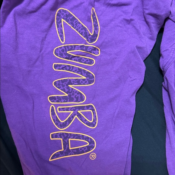 Zumba Fitness Vibrant Purple capri - Picture 3 of 3